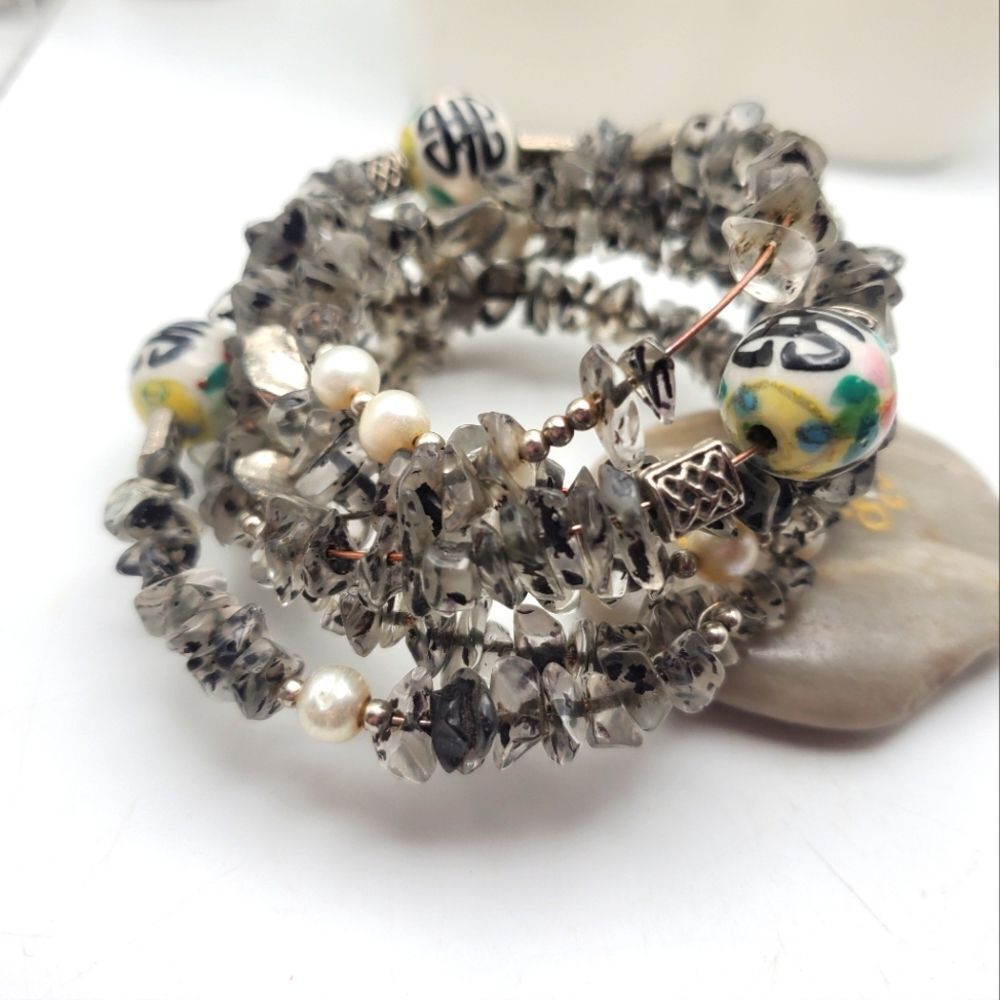 Laboridite spotted‎ gem chip wrap bracelet with glass murano beading B0210